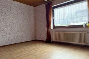 **Wohnhaus mit Garten und Garage in Schönecken** – Die vollständige Adresse der Immobilie erhältst du vom Anbieter., 54614 Schönecken – Vorschaubild 13