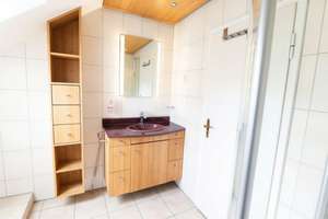 Lichtdurchflutete Dachgeschosswohnung in grüner ruhiger Lage – Die vollständige Adresse der Immobilie erhältst du vom Anbieter., 47807 Fischeln, Krefeld – Vorschaubild 15