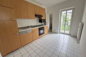 Alles NEU - DG  + Aufzug  + Küche mit Balkon  + WG-gerecht ! – Bernsdorfer Straße 69, 9126 Bernsdorf, Chemnitz – Vorschaubild 4