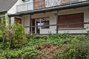 Für Familien: Ehemaliges Pfarrhaus in bevorzugter Höhenlage von Königswinter-Oberpleis zu vermieten – Ittenbacher Straße 35, 53639 Königswinter – Vorschaubild 2