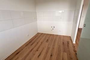 sanierte 2 Raumwohnung mit Balkon – Birkholzer Weg 17, 39128 Neustädter Feld, Magdeburg – Vorschaubild 4