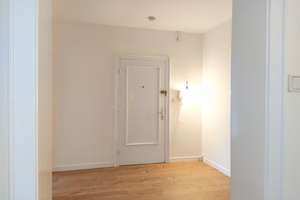 Gemütliche 3-Zimmer-Wohnung mit Balkon in Marienthal, 1. OG, Vollbad + Garage! – Rauchstr. 71, 22043 Marienthal, Hamburg – Vorschaubild 14