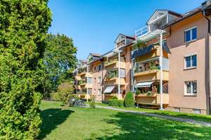 Wohnen mit Blick ins Grüne – 2 Zimmer mit Dachloggia im Fasangarten!