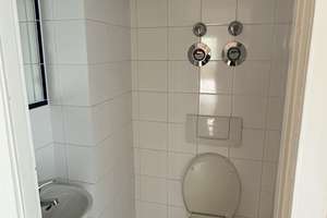Sofort verfügbare 3-Zimmer-Wohnung im 3. Obergeschoss am Strausberger Platz – Die vollständige Adresse der Immobilie erhältst du vom Anbieter., 10243 Friedrichshain, Berlin – Vorschaubild 13