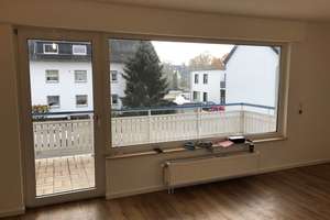 von privat - Modernisierte 3-Zimmer-Wohnung in Leverkusen-Schlebusch – Reuterstraße 9, 51375 Schlebusch, Leverkusen – Vorschaubild 3
