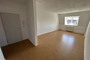 Genau das Richtige! 3-Zimmer-Wohnung im Dachgeschoss mit Balkon!