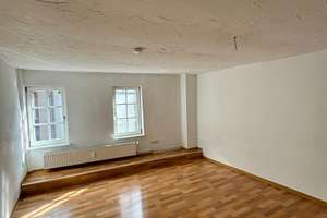 apensio -GEWOHNT GUT-: Charmante 3-Zimmer Wohnung in der historischen Altstadt – Löhrstr. 37, 57072 Siegen, Siegen – Vorschaubild 2