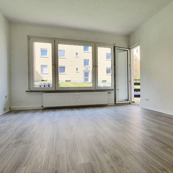 Ruhe genießen in Werdohl-Eveking - Renoviert, 3 Zimmer, Balkon - 500€ Gutschein *