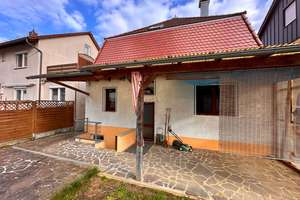 Einfamilienhaus mit 6,5 Zimmer und hochwertiger Nutzfläche!
Familienfreundlich und ausbaufähig! – Die vollständige Adresse der Immobilie erhältst du vom Anbieter., 73098 Rechberghausen – Vorschaubild 1
