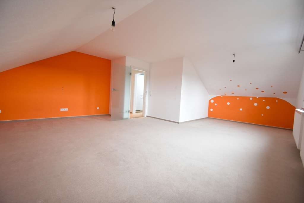 Immobilie in Empfingen - **Gepflegte 3-Zi.-Whg. mit Balkon & Garage**Sofort frei** - Bild 0