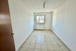 Wohnen mit Fernsicht 
Helle 3,0-Zimmer-Wohnung in Stuttgart-Botnang – Die vollständige Adresse der Immobilie erhältst du vom Anbieter., 70195 Botnang-Nord, Stuttgart – Vorschaubild 7