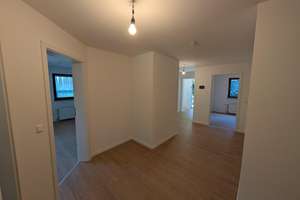 Hochwertig, hell & perfekt fürs Homeoffice: Top-gepflegte 4-Zimmer-Wohnung in Eutingen – Die vollständige Adresse der Immobilie erhältst du vom Anbieter., 75181 Eutingen, Pforzheim – Vorschaubild 15