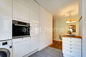 MÖBLIERT -WEST LIVING - Modern renovierter Altbau nahe Leipziger Platz – Die vollständige Adresse der Immobilie erhältst du vom Anbieter., 70197 Rotebühl, Stuttgart – Vorschaubild 16