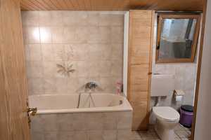 Außergewöhnliches 8-Zimmer-Haus mit EBK und Garten in Kassel Harleshausen – Kassel – Vorschaubild 14