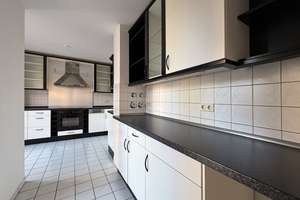 114 m² in Düsseldorf-Derendorf – 3 Balkone & sofort verfügbar! – Roßstraße 69, 40476 Derendorf, Düsseldorf – Vorschaubild 7