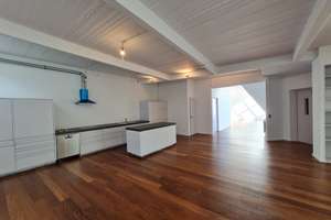 Großzügiges Loft im Rückgebäude zum Wohnen und Arbeiten – Die vollständige Adresse der Immobilie erhältst du vom Anbieter., 10997 Kreuzberg, Berlin – Vorschaubild 2