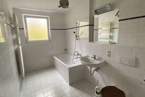 Erfurt* Karree am Südpark* helle 2 Zimmer-Wohnung mit Balkon* sep. Küche* Tageslichtbad – Otto-Knöpfer-Strasse 4, 99096 Daberstedt, Erfurt – Vorschaubild 5