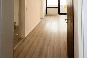 Aussichtsreiche 2,5 Zimmer Wohnung mit Balkon und Einbauküche in fußläufiger Citylage – Kaiserpassage 10, 76133 Innenstadt-West, Karlsruhe – Vorschaubild 2