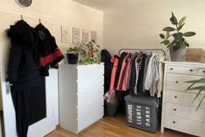 Modernisierte 3-Zimmer-Wohnung mit Einbauküche in Stuttgart – Stuttgart – Vorschaubild 1