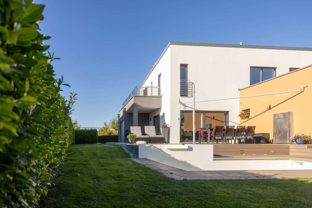 Immobilie in Kirchdorf - Energieeffizientes Einfamilienhaus im Bauhausstil mit hochwertiger Ausstattung in idyllischer Lage! - Bild 0