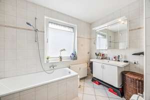 Mit Klimaanlage: Attraktive 3-Zimmer-Wohnung mit zwei Bädern und Balkon – Die vollständige Adresse der Immobilie erhältst du vom Anbieter., 40468 Unterrath, Düsseldorf – Vorschaubild 6