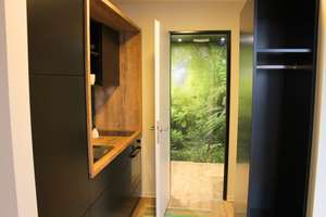 Möblierte Suite mit Balkon - Nur für 1 Person! – Oderstraße 194, 12051 Neukölln (Ortsteil), Berlin – Vorschaubild 2