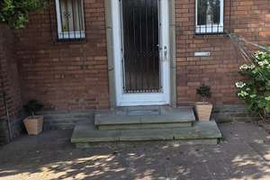 --MEERBUSCH-- freistehendes EFH -- 5 Zi., Garage, Terrasse , großer Garten - – Bretonenstr. 22, 40670 Meerbusch – Vorschaubild 2