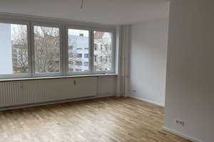 großzügige 1-Zimmer Wohnung - Erstbezug nach Vollsanierung ab sofort