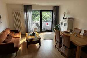Rodenkirchen Rheinlage: Schicke 2-Zimmer-Wohnung mit Balkon, zentrale Lage – Karlstraße 16, 50996 Köln – Vorschaubild 2