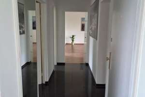 Helle 4-Zimmer-Dachgeschosswohnung mit Balkon, Stellplatz & modernisierter Ausstattung in Oberhausen – 46119 Osterfeld-Ost, Oberhausen – Vorschaubild 15