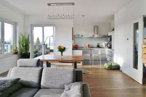 Luxuriöses Penthouse mit 3 Zimmern und Dachterrasse am Volkspark in Berlin-Friedrichshain