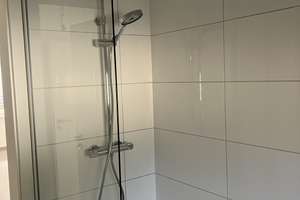 Helle 3-Zimmer Wohnung mit Balkon im EG in Oberhausen-Osterfeld-Ost – Emsstraße 21, 46117 Osterfeld-Ost, Oberhausen – Vorschaubild 2