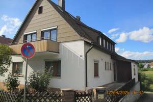 Geräumiges 9-Zimmer Haus in Steinenbronn mit Garten – Die vollständige Adresse der Immobilie erhältst du vom Anbieter., 71144 Steinenbronn – Vorschaubild 2