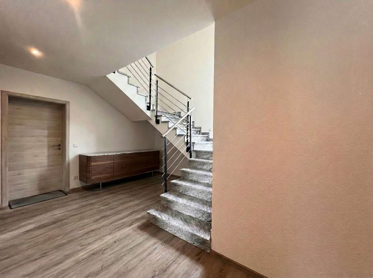 Immobilie in Herbertingen - Zwei Häuser, ein Traum - modernes Wohnen mit vielseitigen Möglichkeiten auf großzügigem Grundstück! - Bild 8