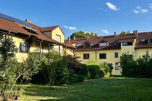 Attraktive 2-Zimmer-Wohnung mit Süd-Balkon, Tiefgaragenstellplatz und langfristig gesichertem Mieter – Eggenfeldener Straße 95, 81929 Englschalking, München – Vorschaubild 3