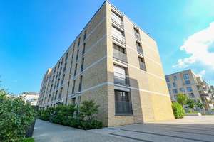 Willkommen Zuhause! 106m²-Wohnung verteilt auf 3 Zimmern mit schönem Außenbereich und zwei Bädern – Hohenzollernallee 16, 40235 Flingern Nord, Düsseldorf – Vorschaubild 1
