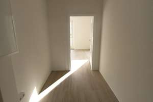Erdgeschoß -3 Zimmer mit Balkon - Bad mit Dusche – Schmiedeberger Str. 7, 1277 Tolkewitz/Seidnitz-Nord, Dresden – Vorschaubild 3