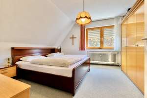 **Gepflegtes Einfamilienhaus mit traumhaftem Garten in Randlage von Hachenburg / Altstadt** – Die vollständige Adresse der Immobilie erhältst du vom Anbieter., 57627 Hachenburg – Vorschaubild 32