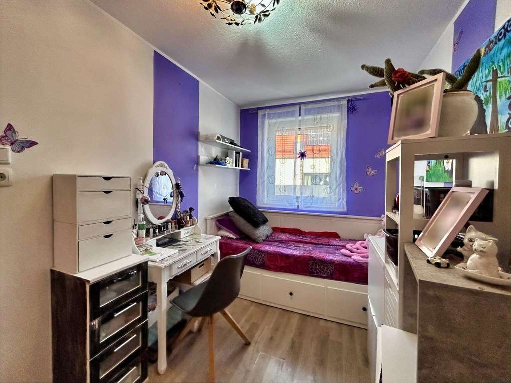 Immobilie in Hünfeld - Reihenmittelhaus mit Potenzial sucht Handwerker 

 - Bild 4