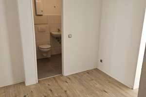 Helle gepflegte 2 Zimmer Wohnung Duisburg Wanheimerort 1OG 58 m² – Fischerstraße 52, 47055 Wanheimerort, Duisburg – Vorschaubild 2