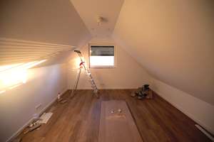 Zweitbezug: Lichtdurchflutete Dachgeschosswohnung mit Galerie, EBK und Cabrio-Fenstern in Großhadern – Waldklausenweg 14a, 81377 Großhadern, München – Vorschaubild 20