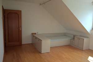 Einfamilienhaus mit Einliegerwohnung in Bad Nauheim OT – Die vollständige Adresse der Immobilie erhältst du vom Anbieter., 61231 Bad Nauheim – Vorschaubild 9