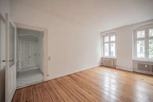 Urbane Wohnoase mit Altbauflair und Loft-Potenzial im Herzen von Prenzlauer Berg – Schönhauser Allee 28, 10435 Prenzlauer Berg, Berlin – Vorschaubild 4