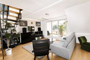 Eleganz trifft Wohnkomfort – Stilvolle Maisonette mit Loggia in Hanau-Kesselstadt – Die vollständige Adresse der Immobilie erhältst du vom Anbieter., 63454 Kesselstadt, Hanau – Vorschaubild 2
