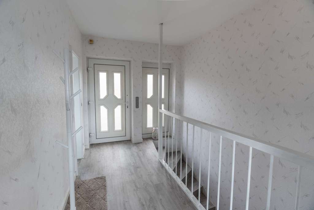 Immobilie in Bad Bodenteich - Natur pur vor der Tür – Einfamilienhaus mit Garten, Kamin und Loggia - Bild 4