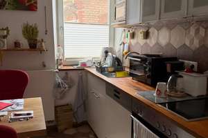 Eine sehr schöne und gepflegte Wohnung im Erdgeschoss. Bis zum Centrum sind ca.6 min. zu Fuß. Eink – Die vollständige Adresse der Immobilie erhältst du vom Anbieter., 90763 Nördliche Südstadt, Fürth – Vorschaubild 4