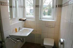 FLATmix.de / PB~Riemekeviertel. Helle, möblierte 3-Zi-ALTBAU-ETAGEN-Wohnung.../ AG92948 – Die vollständige Adresse der Immobilie erhältst du vom Anbieter., 33102 Kernstadt, Paderborn – Vorschaubild 5