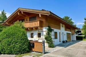 Landhaustraum am Tegernsee mit großem Garten und wunderschönem Bergblick