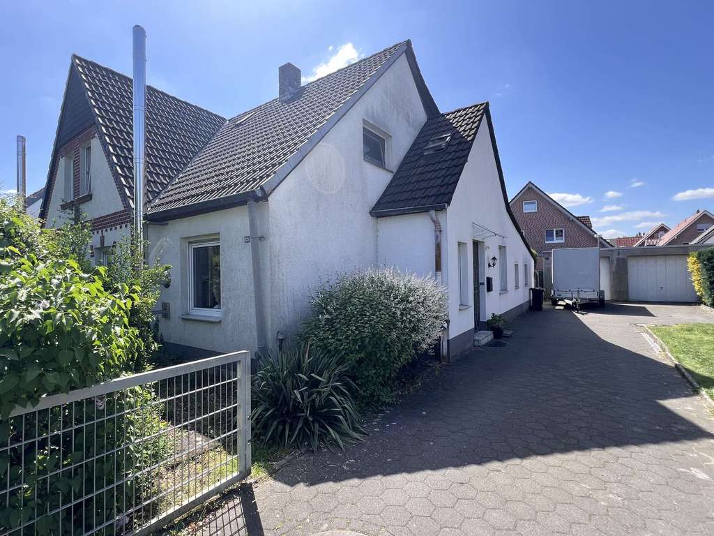 Attraktive Doppelhaushälfte mit Doppelgarage, direkt am Blauem See in Dorsten Holsterhausen!