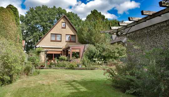 Bild von Einfamilienhaus mit Einliegerwohnung in ruhiger und familienfreundlicher Lage von Bramfeld.